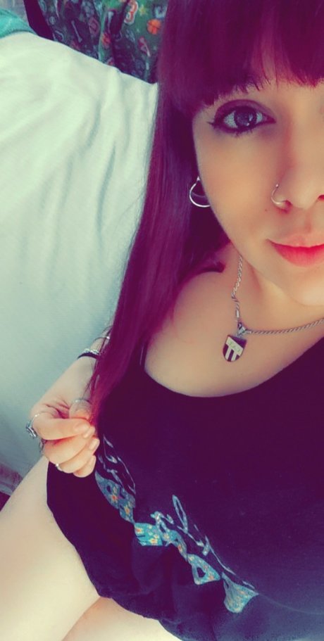 Looolii nackt freie bild