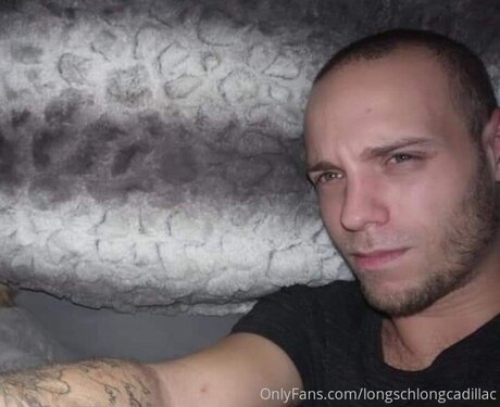 Cadillac porno nackt bild