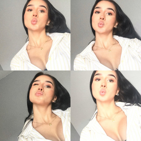 Maria Saeteros sexy pornostar bild