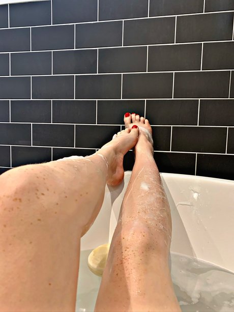 Maddy Louise hübsche sexy galerien