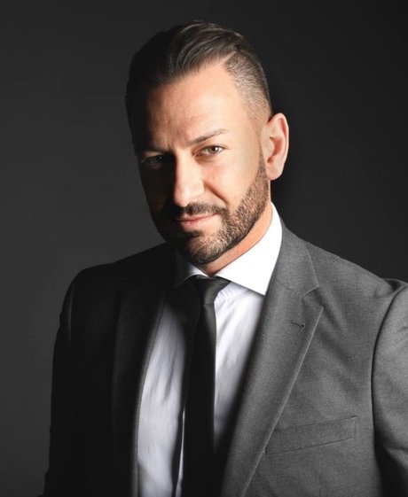 Masis Sarkisian top nackte bilder