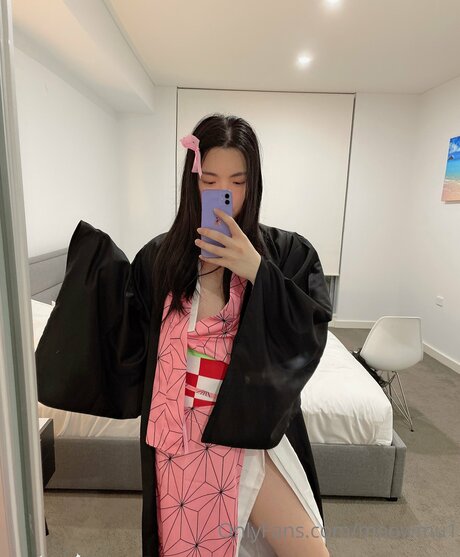 dünnes model onlyfans schöne nette galerien