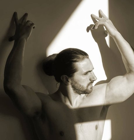 Nachioz schauspielerin erwachsene foto