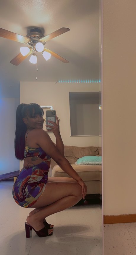 Nicole Cherri_ freie archiv