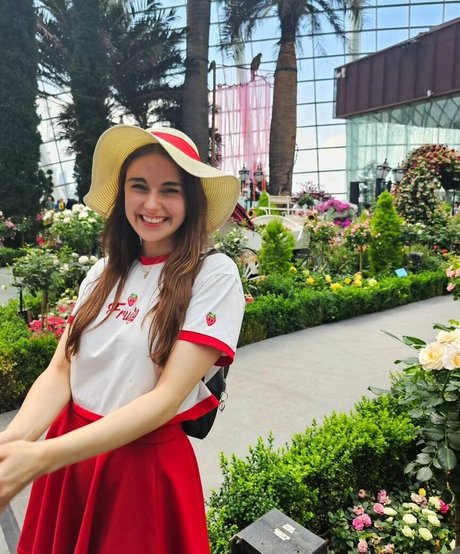 college-onlyfans kunst erwachsene galerien