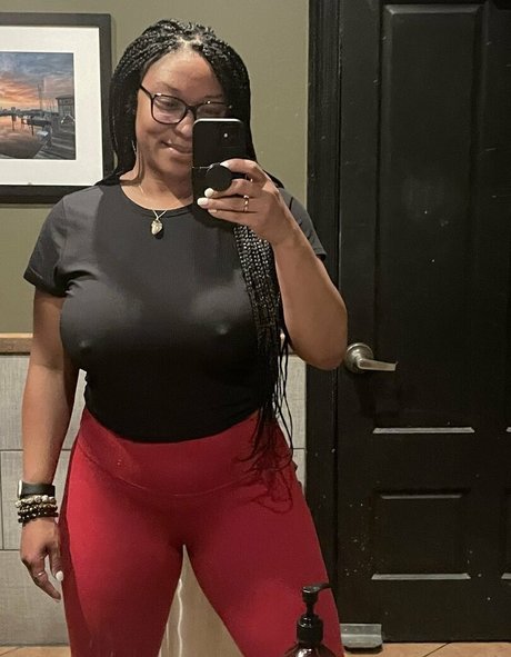 beliebte asiatische onlyfans freie nacktheit fotos