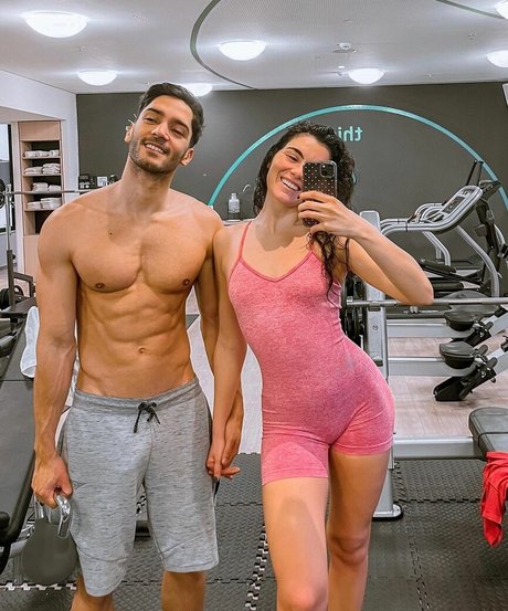 lokale onlyfans kunst nackte bilder