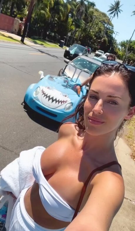 Jessica Lowndes model porno galerie