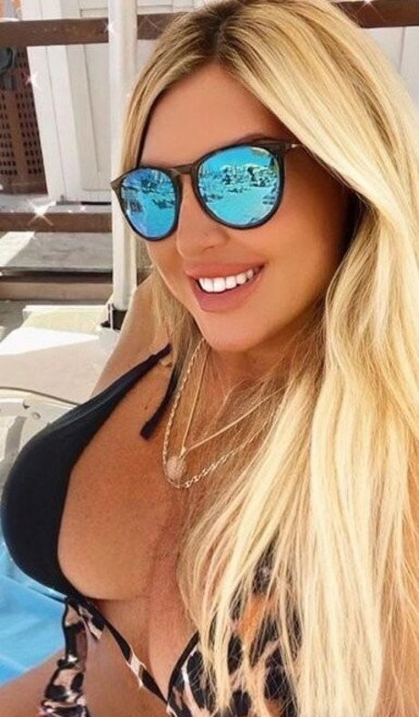 fitnessstudio dusche nur fans exklusive erotische foto