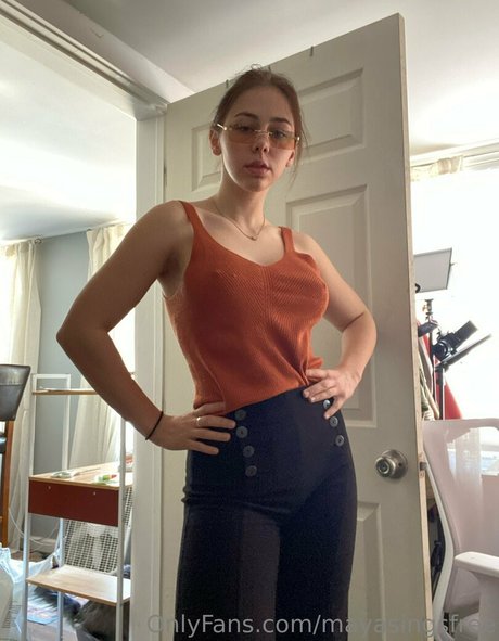 schöne latina-onlyfans freie nackten bild