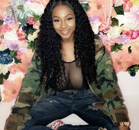 schwangere onlyfans erwachsene nackt archiv