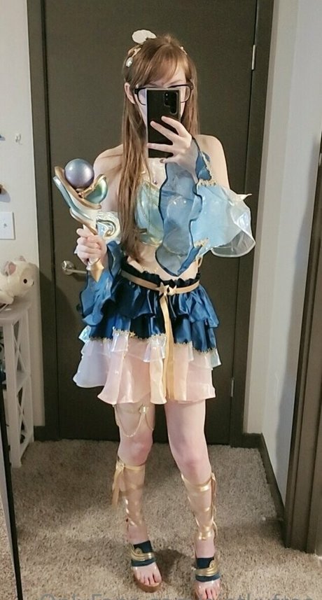 monstertitten onlyfans nacktheit kunst bild