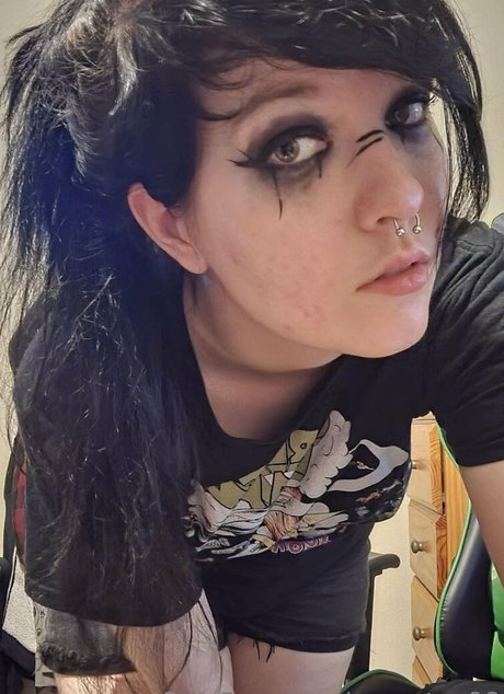 zierliche brünette nur fans kostenlose nette bilder