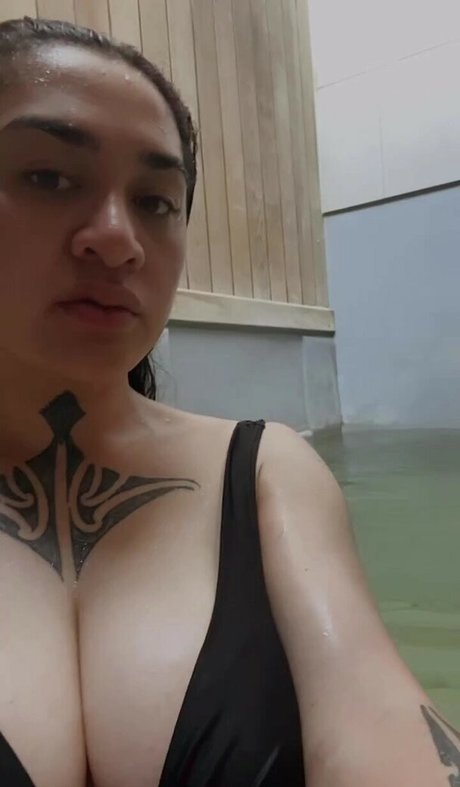 Hinemaori porno kunst galerien