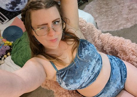 nackte junge onlyfans kunst pornografische fotos