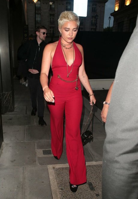 mega-onlyfans nackt nette bild