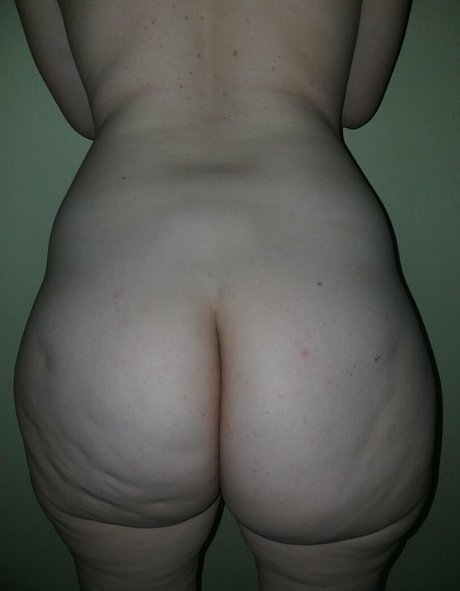 creampie asiatische onlyfans heiße sexy bild