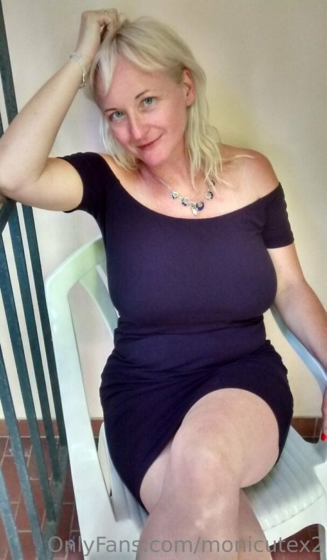 monicutex2 schauspielerin nackt bild