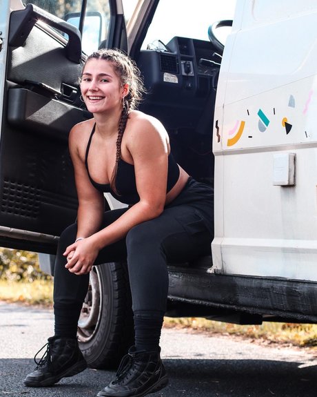 joi milf onlyfans schöne nette bilder