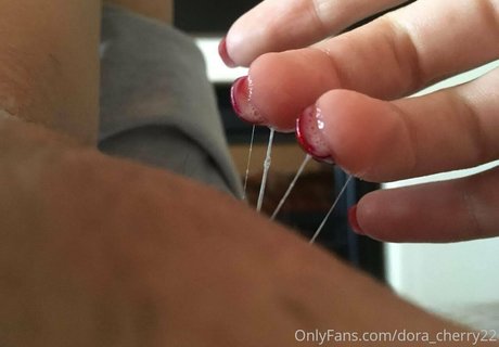 flachbrüstige onlyfans top schöne archiv