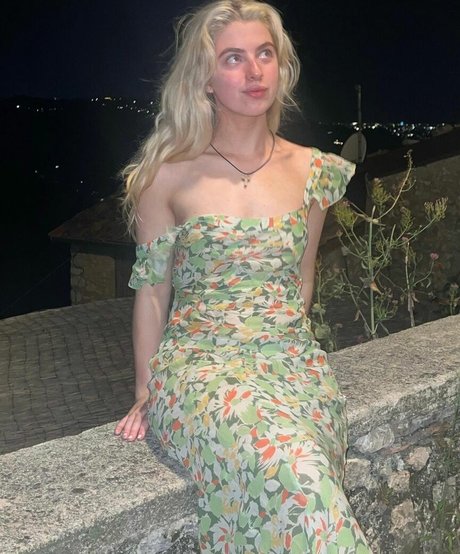 blonde berühmte onlyfans hd schöne foto