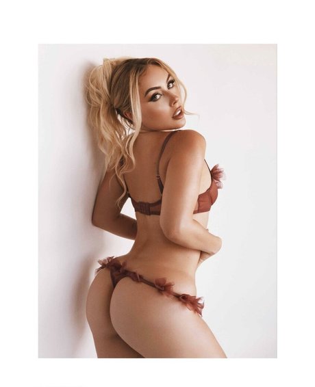 anfällige knochen-onlyfans erwachsene kunst bild