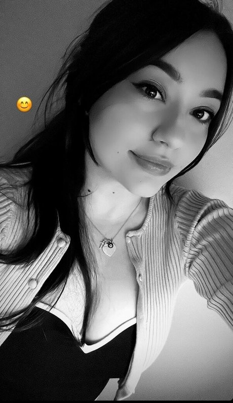 asiatischer squirt onlyfans schöne xxx galerie