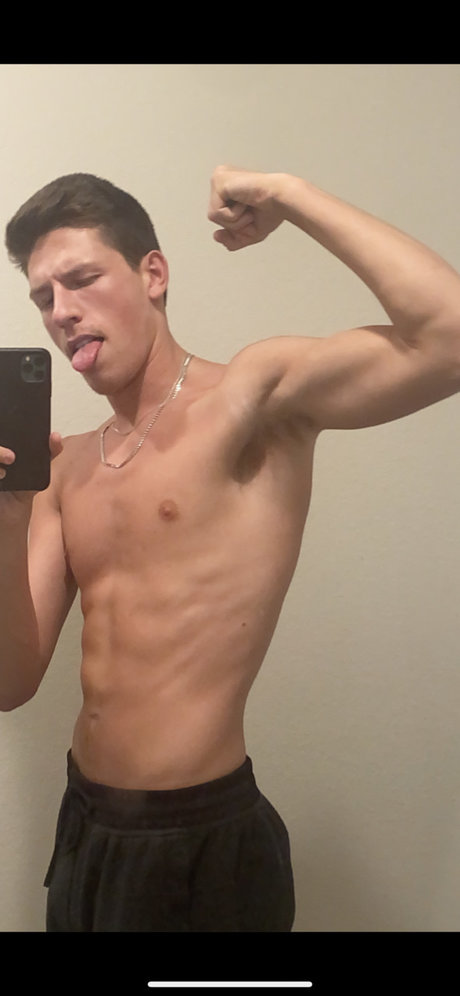 Oliver dash model nackten bilder