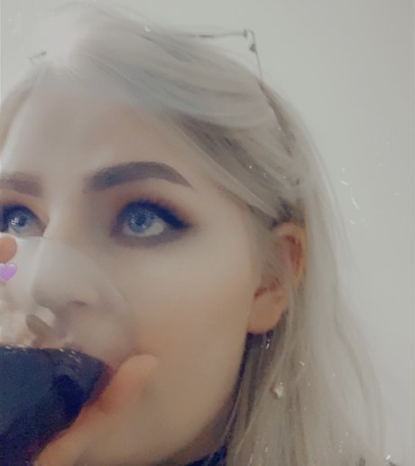 Mania hübsche exklusive galerie