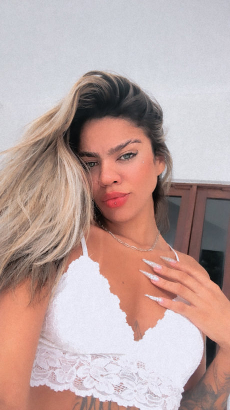 Lilit Fernandez porno pornostar archiv