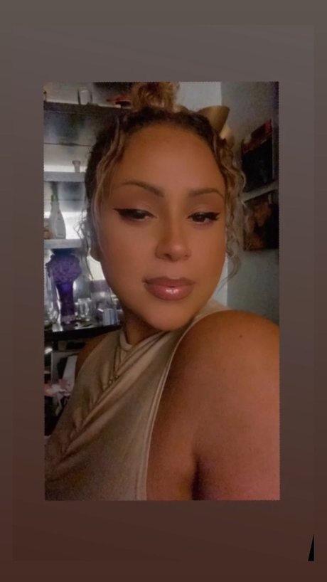 Crystal Lee nackt exklusive bild