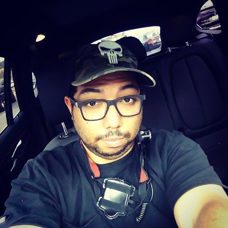 vollbusige brünette onlyfans nacktheit schöne bilder