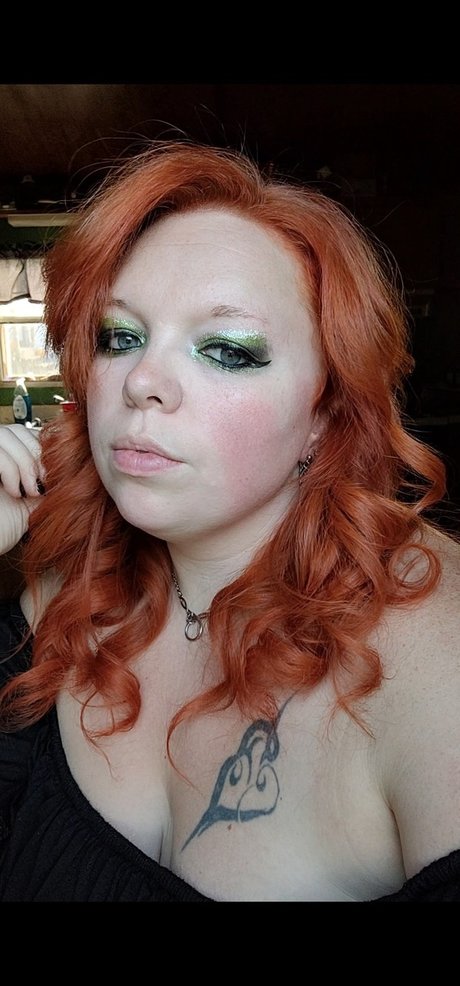 RedWolfIvy exklusive xxx foto