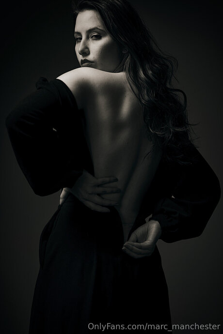 nackte junge onlyfans hübsche kunst bilder