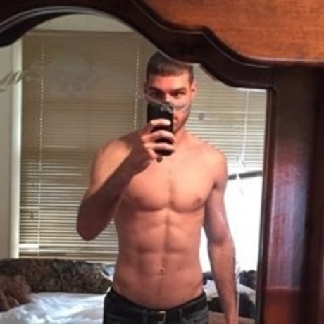 Mark Hilliard nackt fotos