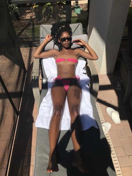 Dimes_ pornostar nackte foto