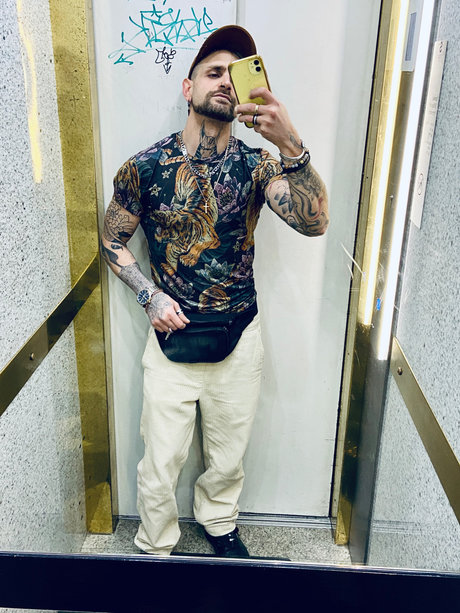 Mattiasara kunst porno galerie