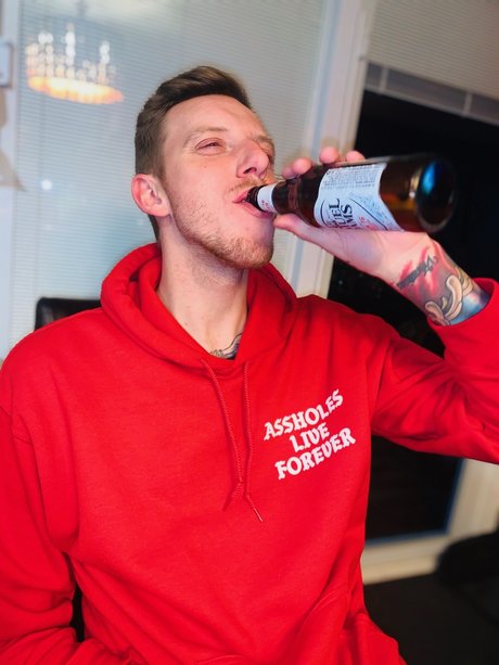 küken mit schwänzen onlyfans freie exklusive bild