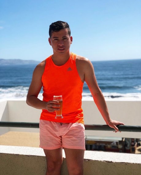 MATIAS VASQUEZ model exklusive bild