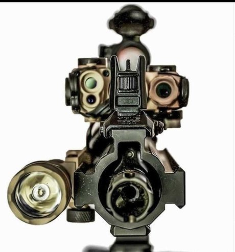 Matt Kluge schauspielerin hübsche bilder