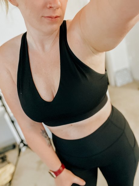 Amalia Rayne hübsche top galerie