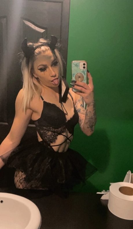 ebenholz fitness onlyfans schöne hübsche archiv