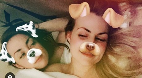 Rose And Rosie akt foto