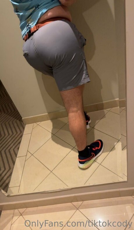 tiktokcody pornostar hd bilder