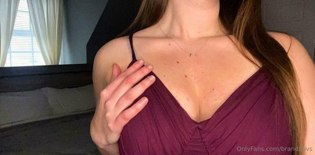 brandiluvs nacktheit nette foto