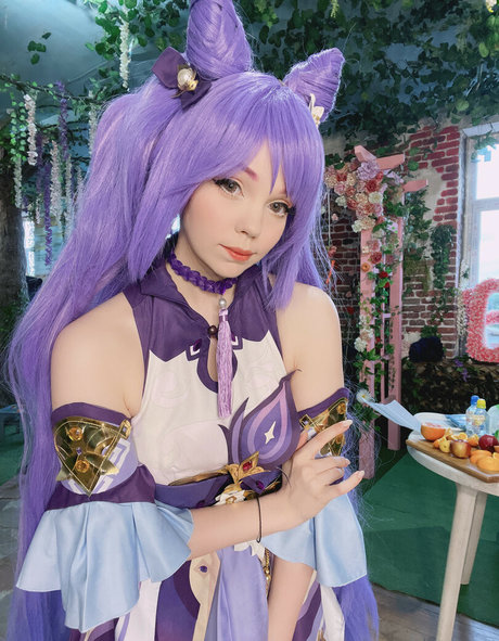 Caticorncosplay model bilder