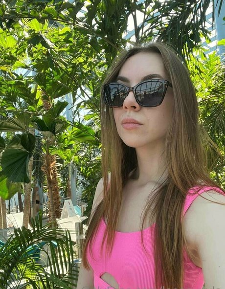 leeeeyyyla erwachsene erotische galerie