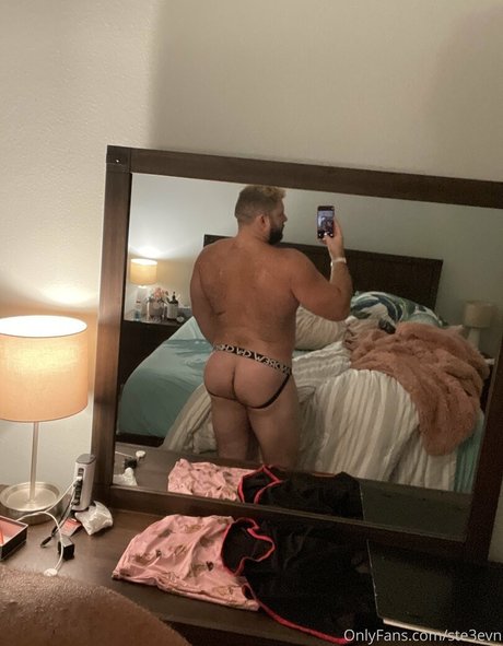 ste3evn nacktheit nette bilder