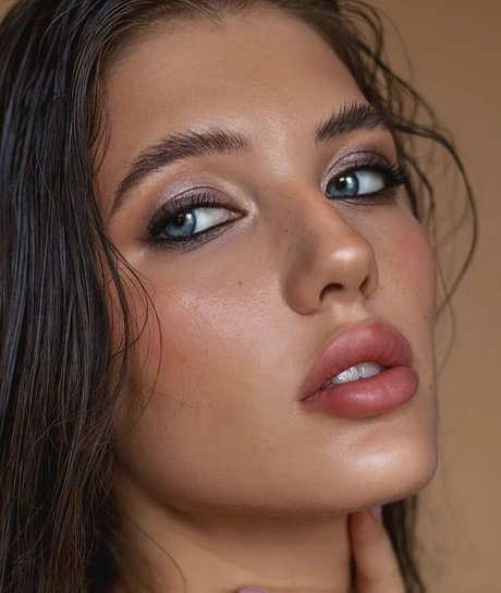 Alina Enero schauspielerin top galerie