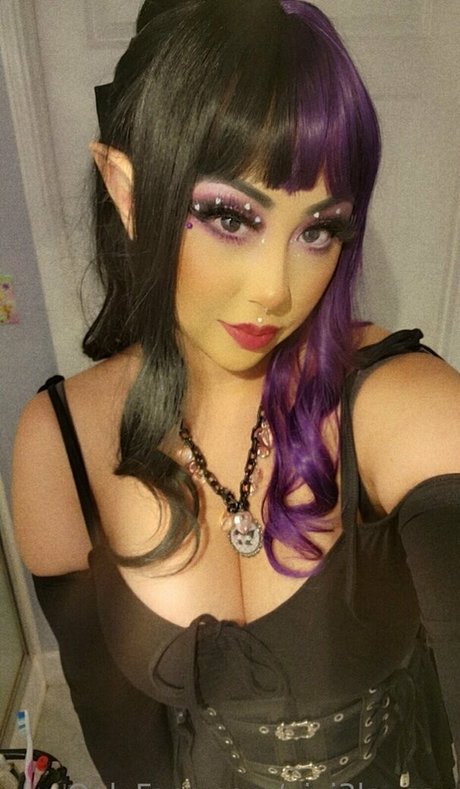 pixi3lovesu erwachsene nackt bild